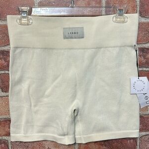 Lebod Isla Ribbed Shorts, Size XXL, Cream, NWT
